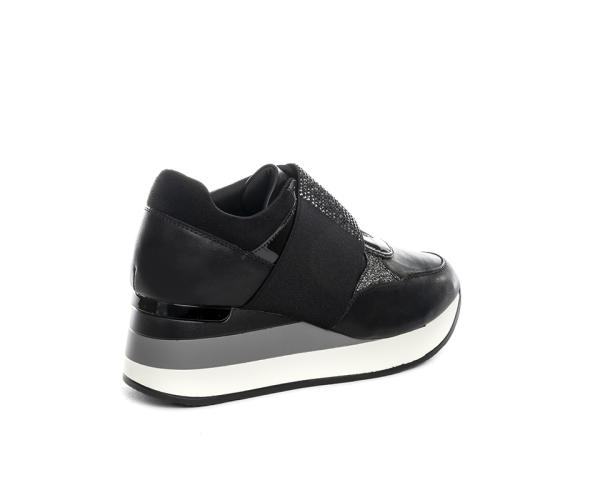 SLIP ON CON ZEPPA