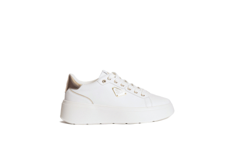 SNEAKER CON TALLONNETTA COLORATA