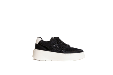 SNEAKERS TRAFORATA