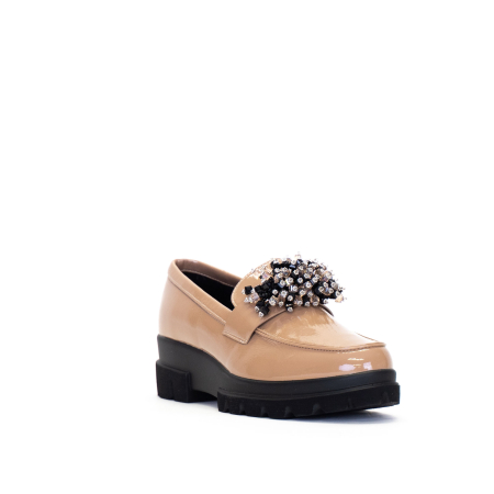 MOCASSINO SPORTIVO CON ACCESSORIO IN PERLINE