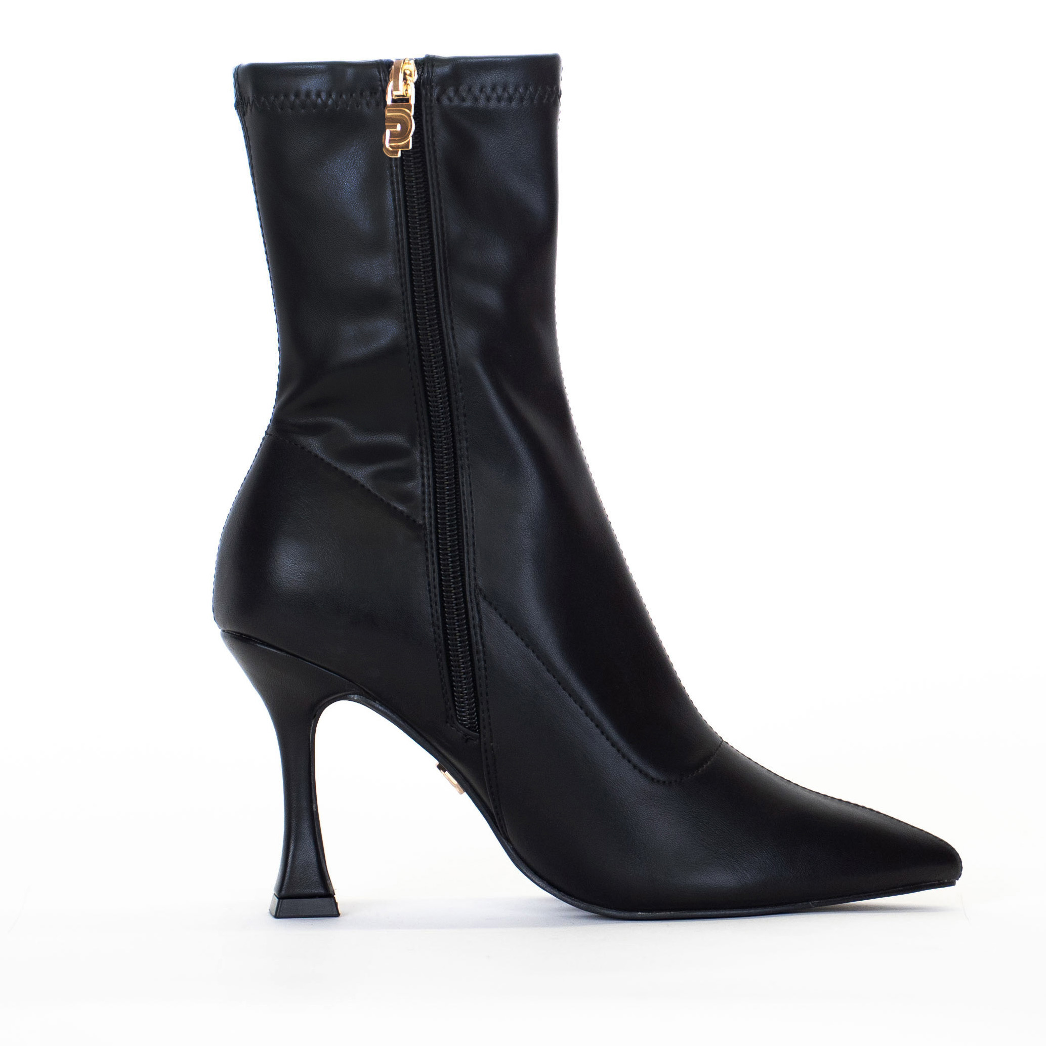 STIVALETTO CON TACCO ALTO