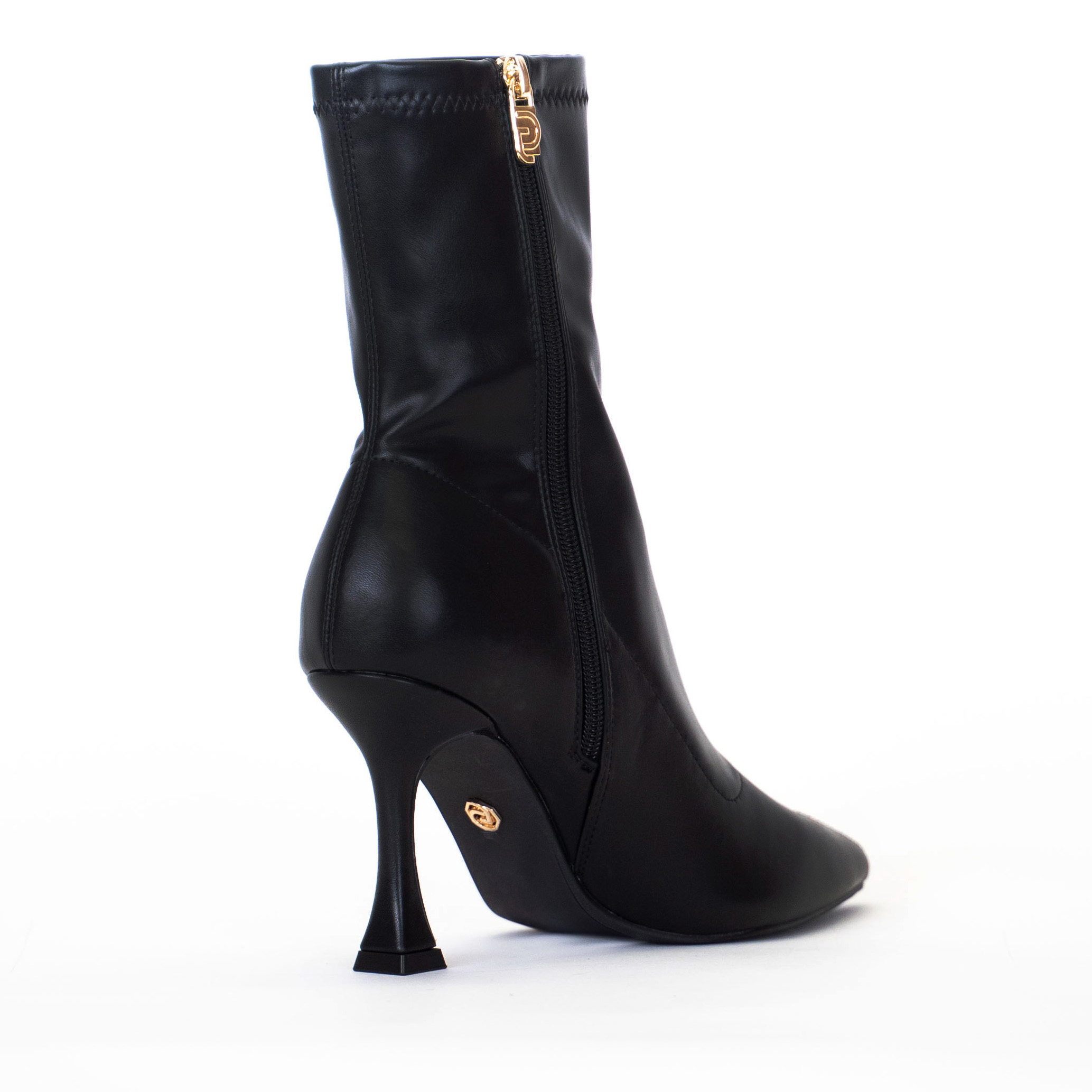 STIVALETTO CON TACCO ALTO