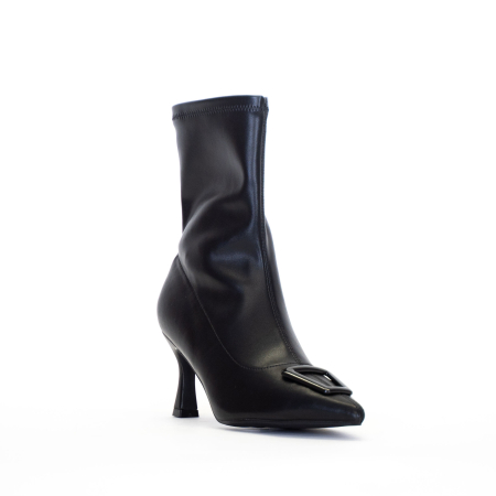 STIVALETTO CON TACCO ALTO E FIBBIA