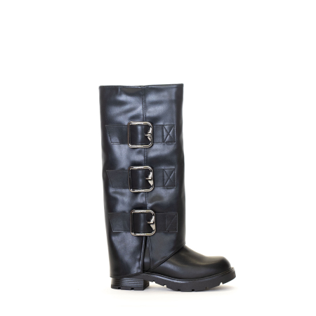 BIKER CON GAMBALE ALTO E GROSSE  FIBBIE