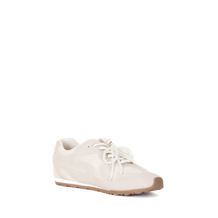 SNEAKERS CON DETTAGLI